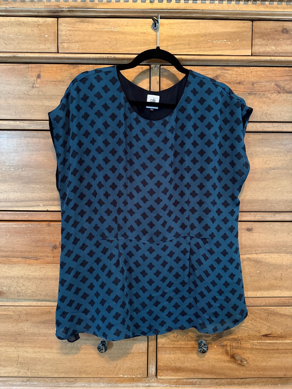 CAbi Foulard Split Back Teal and Navy Geometric Short Sleeve Blouse Size L
